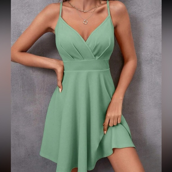 SHEIN Dresses & Skirts - NEW SHEIN women’s green dress